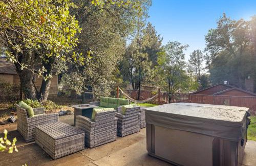 Pine Valley House | Buckthorn Beauty