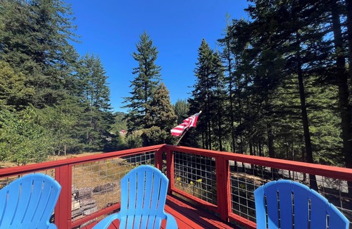 Gold Beach House | Bud & Barb's Birding Bonanza
