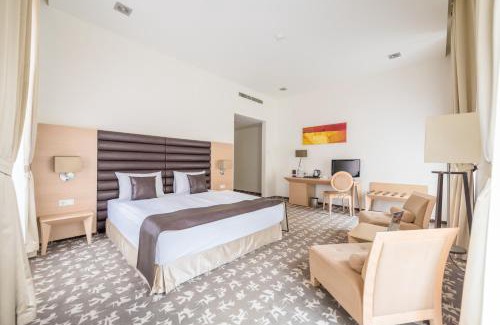 Var Hotel | Buda Castle Hotel Budapest