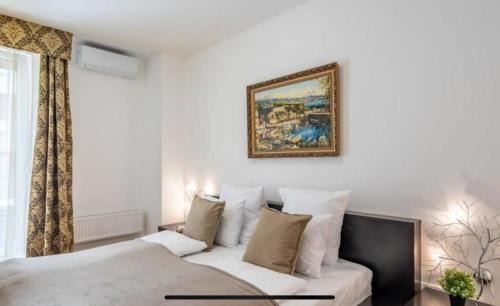 Vizivaros Apartment | Buda Gem Apartment with Parking