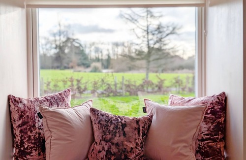 East Ashling Cottage | Budburst - Ashling Park - sleeps 4 guests in 2 bedrooms