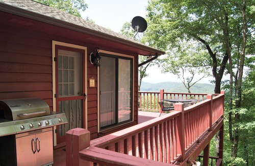Unaka Ski Chalet | Buddy's Mountain View - mountain views