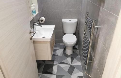 Sunderland Apartment | Budget Central (Large) Serviced Studio Apartment
