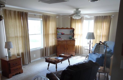East Tawas House | Budget friendly cottage right across from Lake Huron Sandy Beach