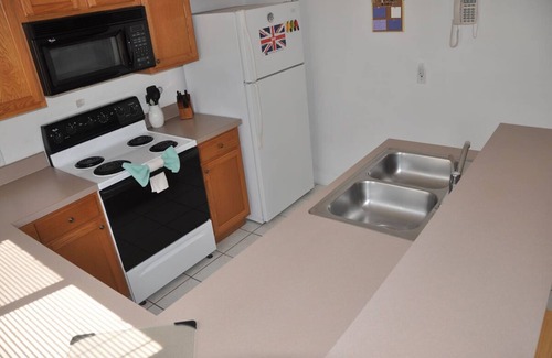 Hillcrest Estates House | Budget Friendly Pool Home with Game Room Close to Disney World