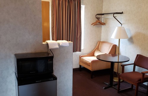 Somerset Hotel | Budget Host Inn Somerset