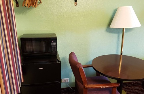 Somerset Hotel | Budget Host Inn Somerset