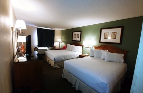 Witmer Hotel | Budget Host Inn