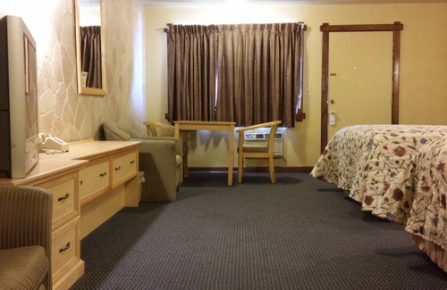 Byers Hotel | Budget Host Longhorn Motel