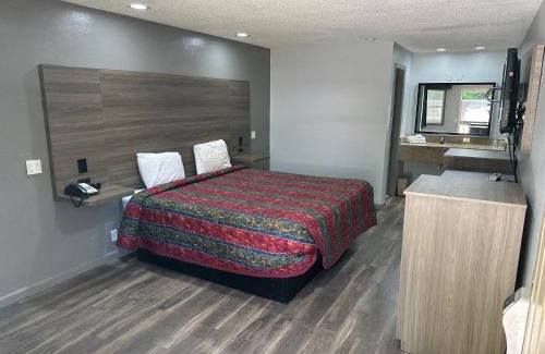 Columbia Hotel | Budget Inn Express