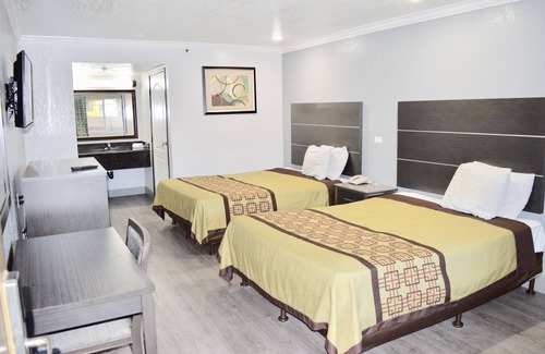 Walnut Valley Hotel | Budget Inn La Puente