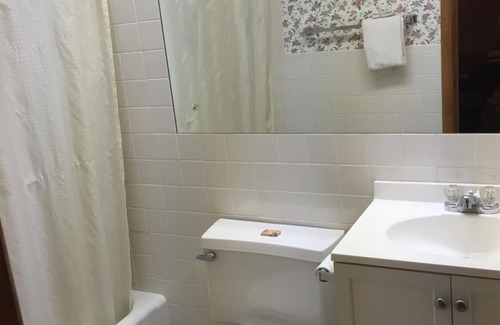 Cambridge Hotel | Budget Inn