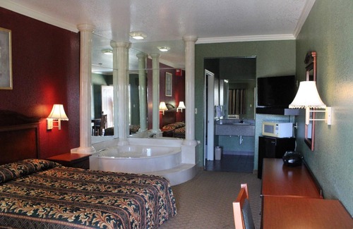 Pasadena Hotel | Budget Inn