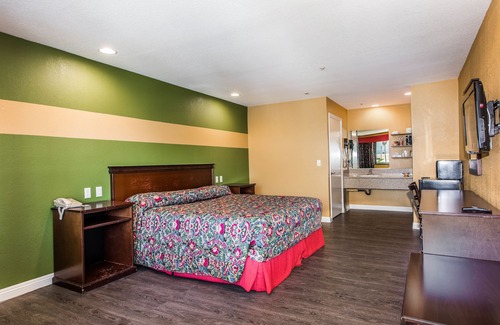 Santa Fe Springs Hotel | Budget Inn
