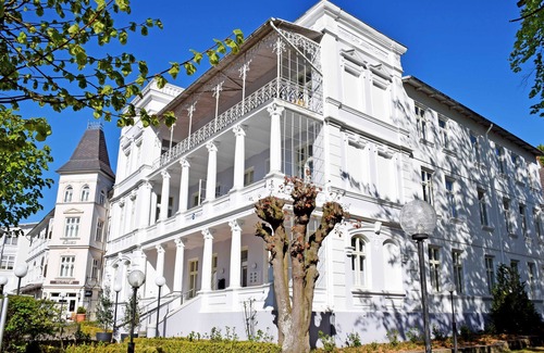 Sellin Cottage | Budget room with shower/WC on corridor 22 - Wilhelms Hostel in Ostseebad Sellin