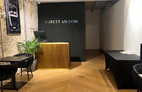 Old Town Hotel | Budget Rooms just for sleeping - Digital access