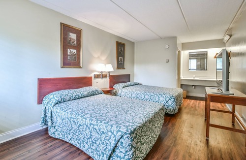 Decatur Hotel | Budgetel Glenwood