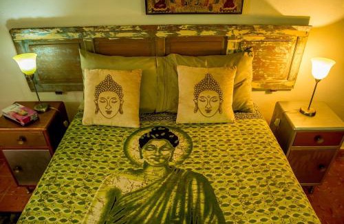Barrio de Santiago Apartment | Budha by Majikal B&B