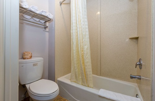 Northwest Anaheim Hotel | Buena Vista Inn