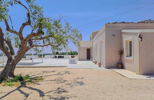 Noto Apartment | Bufalefi Dwellings - Olive House
