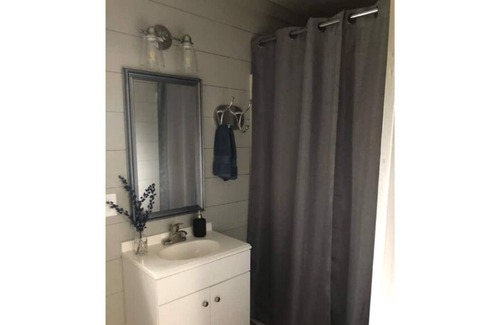 Saint Joe Cabin | Buffalo Bungalow quiet, secluded and close to Buffalo River accesses!!!