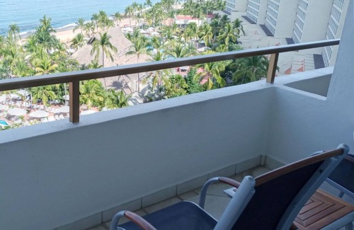 South Hotel Zone Apartment | Buganvilias Vacation Club for Presidential OWNERS Suite 1BR2B, Request Dates