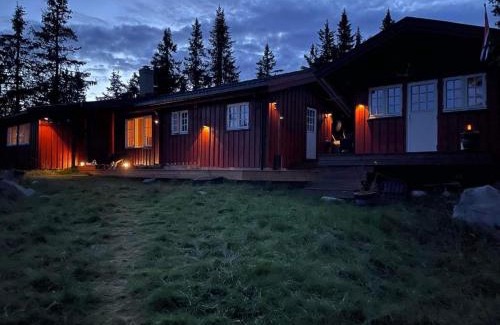 Sjusjoen Ski Chalet | Buhaug - cabin at Sjusjøen