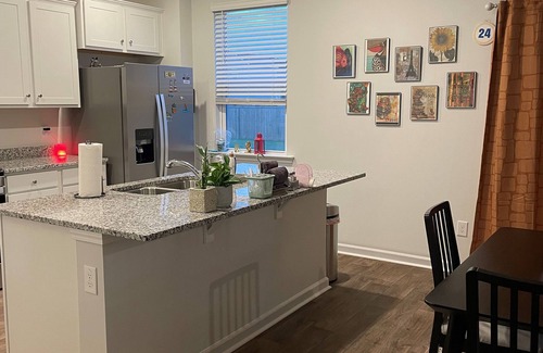 Summerville House | Built 2023 4 bed house, owner will be staying on property in 4th master bed room