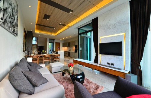 Patong Villa | Bukit Pool Villas
