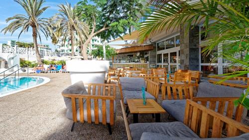 Playa del Ingles Hotel | Bull Escorial & SPA