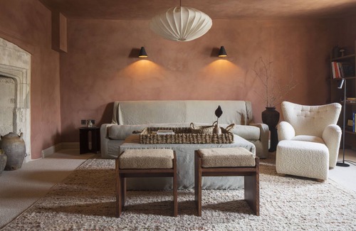 Burford Hotel | BULL