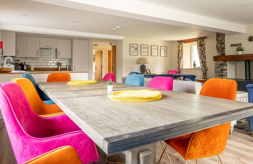 Graythwaite Cottage | Bull Pen - sleeps 10 guests in 5 bedrooms