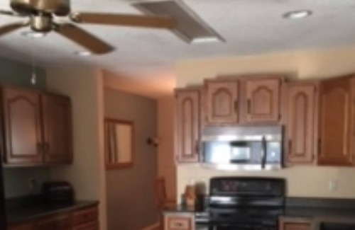 Lakeview House | BULL SHOALS, WHITE RIVER. ASK ABOUT SPECIAL LONG TERM WINTER RATES.