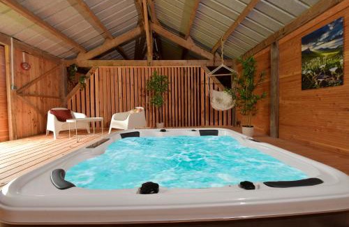 Quarre-les-Tombes Other | Bulle Ecureuil