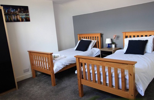 Selby House | Buller View, Selby (Quiet Location)