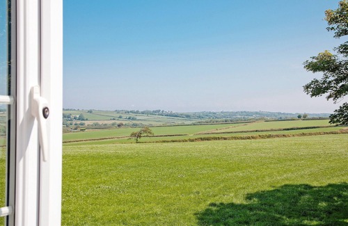 Woolfardisworthy Apartment | Bullfinch Apartment - UK49294