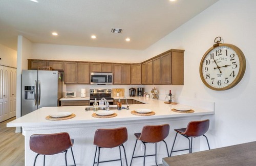 Bullhead City House | Bullhead City Home Central AandC and Pool Access