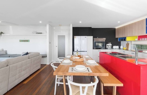 Bulli House | Bulli Escape Bright Beachfront Stay and Scenic Views