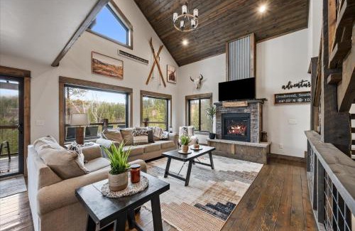 Lead House | Bullock`s Ridge