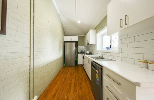 Dubbo House | Bultje Bliss - CBD Haven, 1920s Timeless Charm