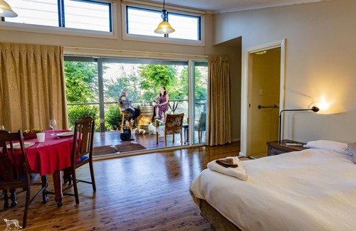 Cumboogle House | Bulwarra Accommodation - Heritage Studio
