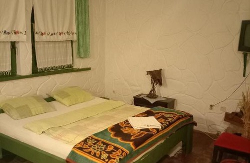 Paracin Hotel | BUMBAR ETNO DVORAC