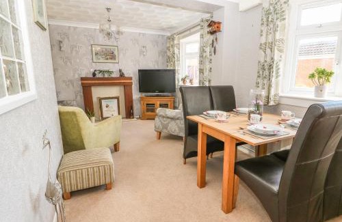 Skegness House | Bumble Bee Cottage