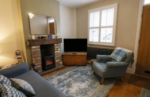 Beverley House | Bumblebee Cottage