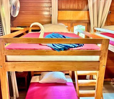 Bunaken House | Bunaken Guesthouse The Queen's