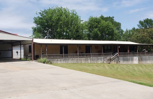 Kingston House | Buncombe Creek Short Resorts at Lake Texoma. Kingston , OK.
