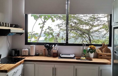 Paquera House | Bungalow 14, ocean view to famous Isla Tortuga , kitchen, floor 1
