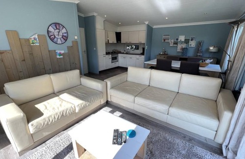 Breskens House | Bungalow ∙ 2 bedrooms ∙ 4 guests