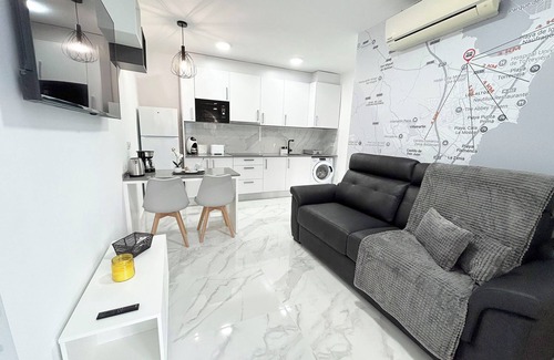 Los Balcones House | Bungalow by the pool with 2 terraces, maximum capacity for 4 people