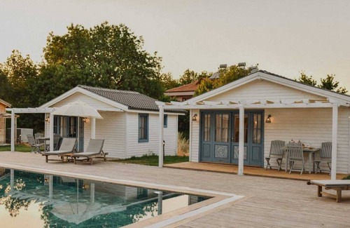 Kayakoy House | Bungalow close to the walking routes and the sea